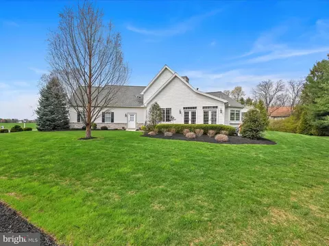 992 Buckwalter Rd, Lititz, PA 17543 photo 5
