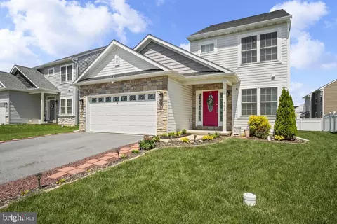 503 Jared Way, New Holland, PA 17557