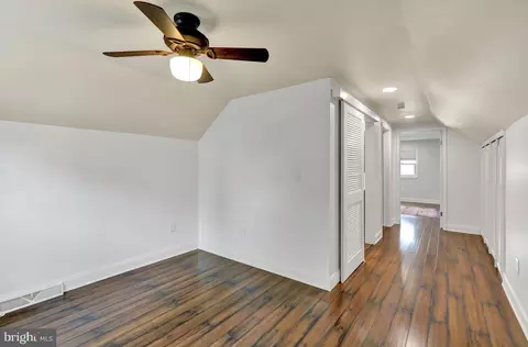Entry Way - 521 Hummingbird Dr, Lititz, PA 17543 photo 4 of 4