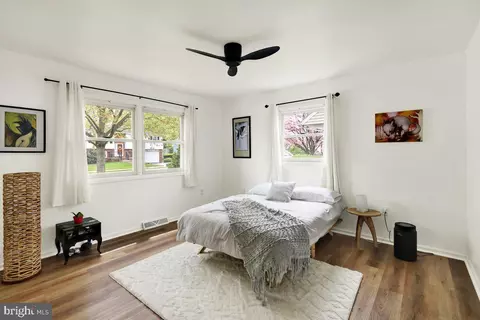 Bedroom - 521 Hummingbird Dr, Lititz, PA 17543 photo 1 of 2