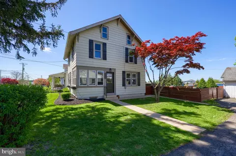 146 Elmwood Rd, Lancaster, PA 17602