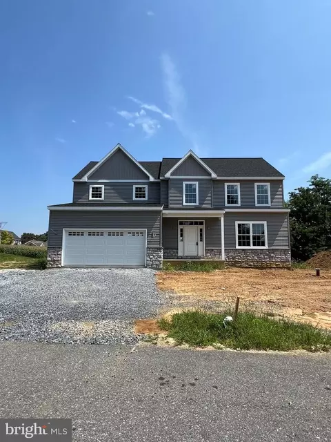 103 Fairhill Dr, Lancaster, PA 17602