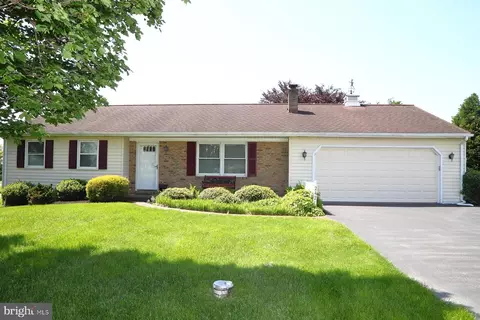 2426 Mount Pleasant Rd, Mount Joy, PA 17552