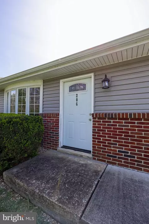 Exterior - 206 Eckman Rd, Lancaster, PA 17603 photo 7 of 12
