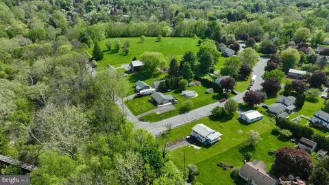View/Area - 206 Eckman Rd, Lancaster, PA 17603 photo 7 of 14