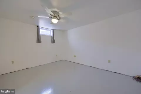 Bedroom - 206 Eckman Rd, Lancaster, PA 17603 photo 4 of 5