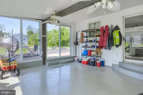 Exterior - 206 Eckman Rd, Lancaster, PA 17603 photo 2 of 12