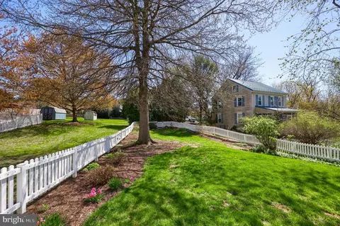 27 Pennwick Dr, Lititz, PA 17543 photo 11