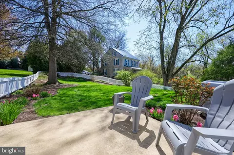 27 Pennwick Dr, Lititz, PA 17543 photo 9