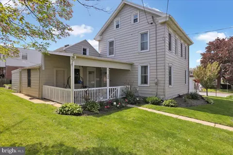 304 Charles Rd, Lancaster, PA 17603