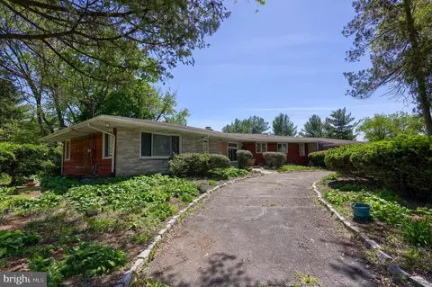 10 Ridge Rd, Lititz, PA 17543