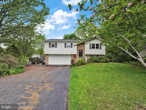 52 Green Acre Rd, Lititz, PA 17543 photo 5