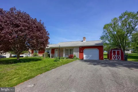 14 Springside Dr, Quarryville, PA 17566