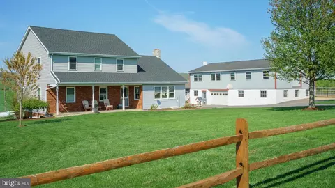 2035 N Churchtown Rd, East Earl, PA 17519
