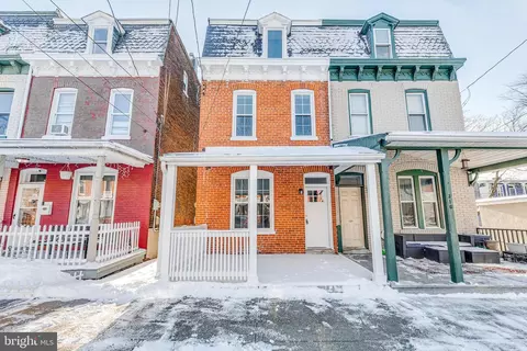 318 Poplar St, Columbia, PA 17512