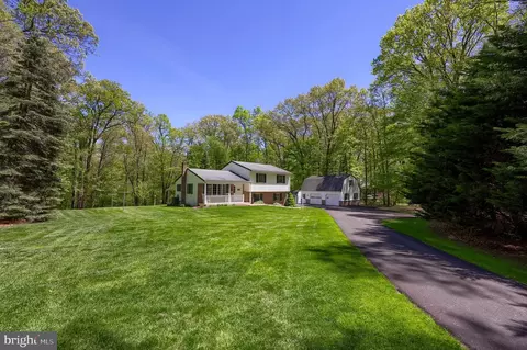 205 Acorn Ln, Lititz, PA 17543