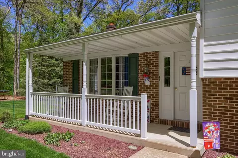 Exterior - 205 Acorn Ln, Lititz, PA 17543 photo 6 of 12