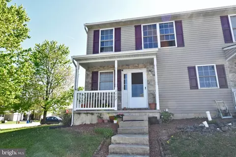 1117 Sterling Pl, Lancaster, PA 17603