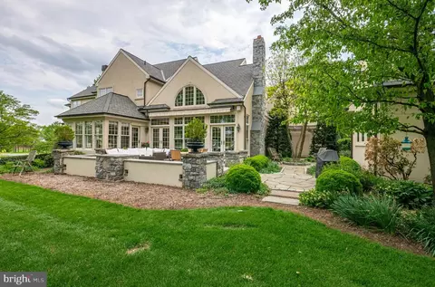 Exterior - 901 Greenside Dr, Lititz, PA 17543 photo 3 of 8