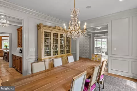 Dining - 901 Greenside Dr, Lititz, PA 17543 photo 2 of 3