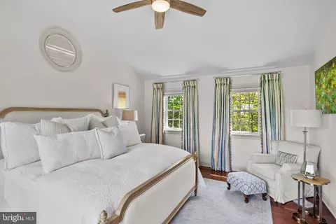 Bedroom - 901 Greenside Dr, Lititz, PA 17543 photo 2 of 2
