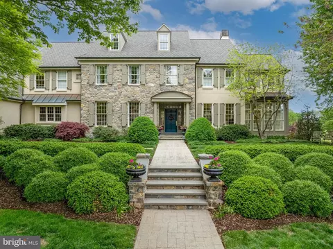 901 Greenside Dr, Lititz, PA 17543