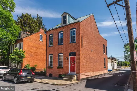 226 E Frederick St, Lancaster, PA 17602