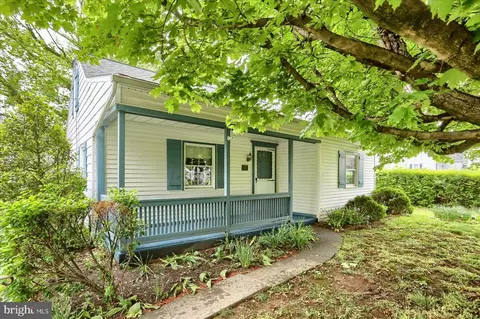 2580 Sheaffer Rd, Elizabethtown, PA 17022
