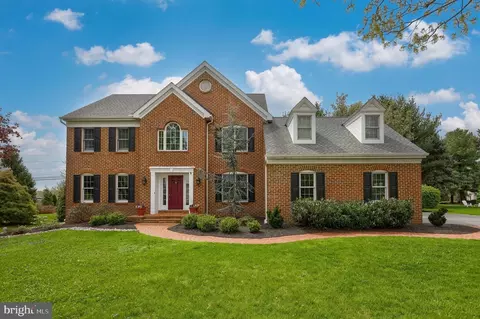 2958 Hearthside Ln, Lancaster, PA 17601