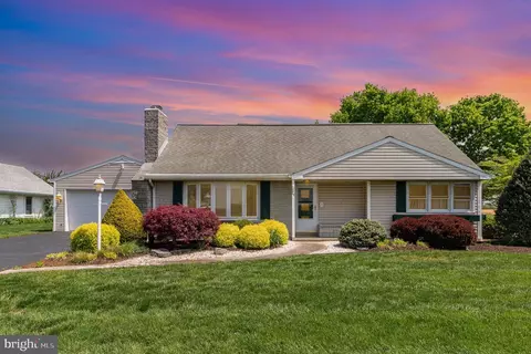 79 Oberholtzer Rd, Elizabethtown, PA 17022