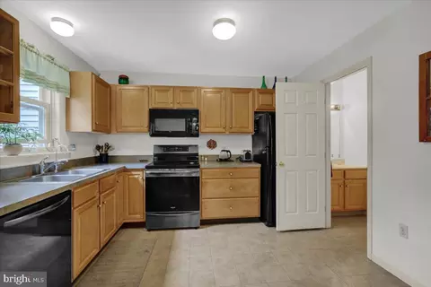 33 Pebble Creek Dr, Lititz, PA 17543 photo 14