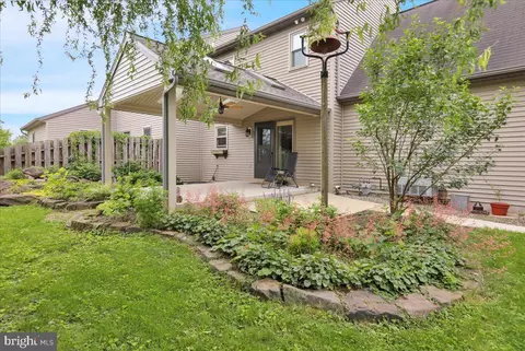 33 Pebble Creek Dr, Lititz, PA 17543 photo 35