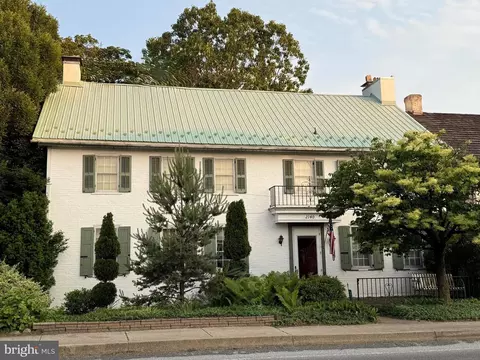 2140 Main St, Narvon, PA 17555