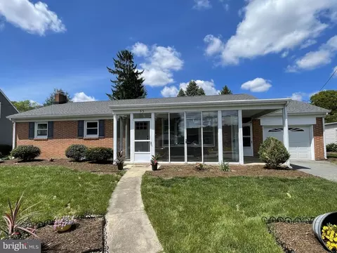 53 Brenner St, Millersville, PA 17551