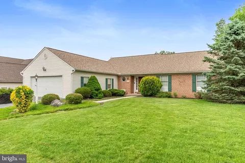 3135 Windon Ave, Lancaster, PA 17603