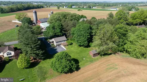 1141 E Newport Rd, Lititz, PA 17543 photo 34