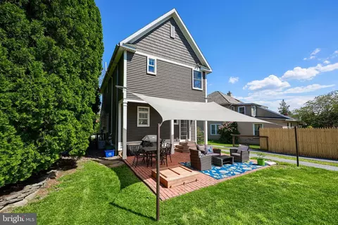 Exterior - 356 N Broad St, Lititz, PA 17543 photo 9 of 14