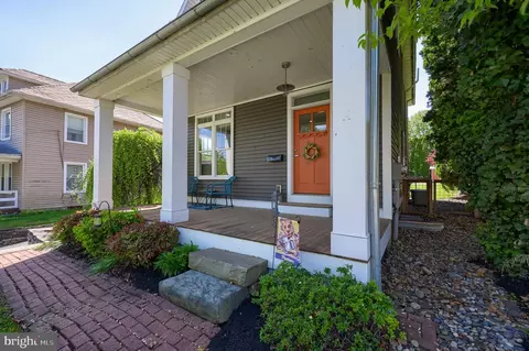 Exterior - 356 N Broad St, Lititz, PA 17543 photo 13 of 14