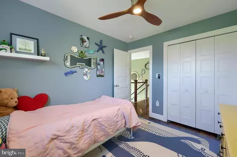 Bedroom - 356 N Broad St, Lititz, PA 17543 photo 3 of 3