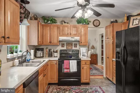 4133 Forrest Rd, Mount Joy, PA 17552 photo 12