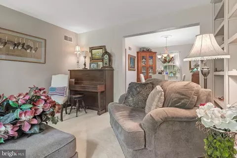 4133 Forrest Rd, Mount Joy, PA 17552 photo 8
