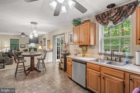 4133 Forrest Rd, Mount Joy, PA 17552 photo 14