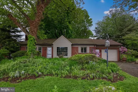 512 Saratoga Rd, Lancaster, PA 17603