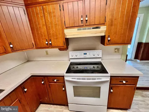 203 N Cedar St, Lititz, PA 17543 photo 11