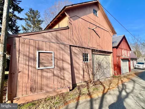 203 N Cedar St, Lititz, PA 17543 photo 33
