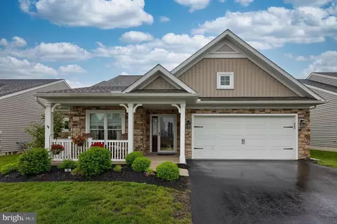 68 Pleasant Rd, Gordonville, PA 17529