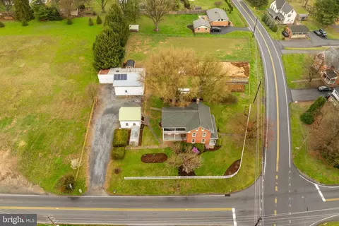 858 Millwood Rd, Willow Street, PA 17584