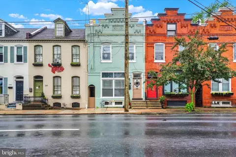 242 E Walnut St, Lancaster, PA 17602