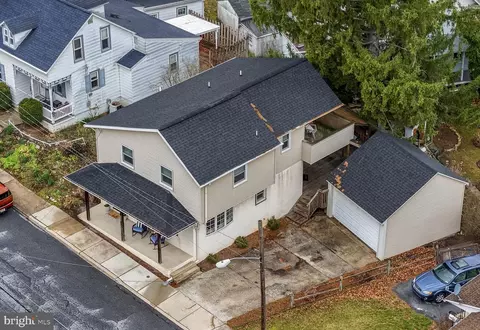 View/Area - 332 N Cedar St, Lititz, PA 17543 photo 1 of 1