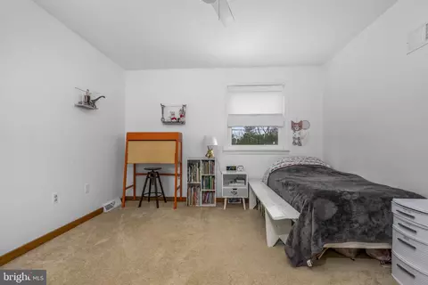 Bedroom - 332 N Cedar St, Lititz, PA 17543 photo 5 of 5